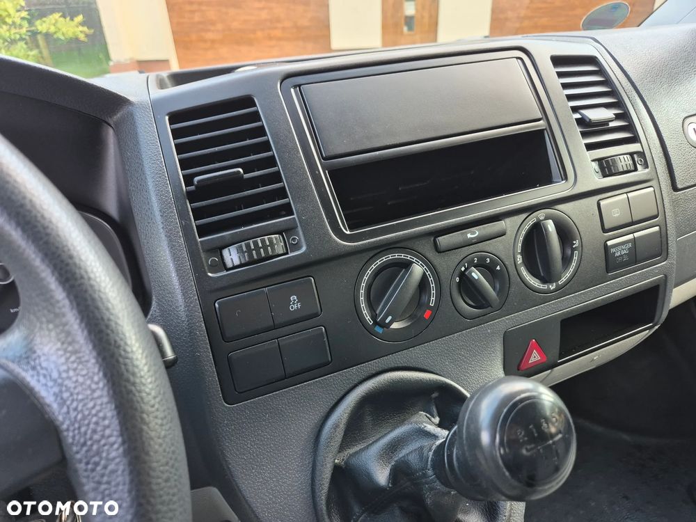 Volkswagen T5 Lift 66tkm - 28