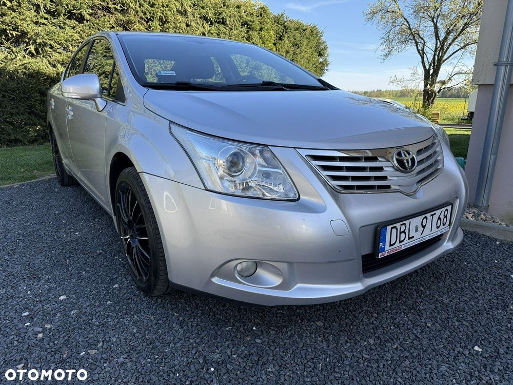 Toyota Avensis 1.8 Style - 2
