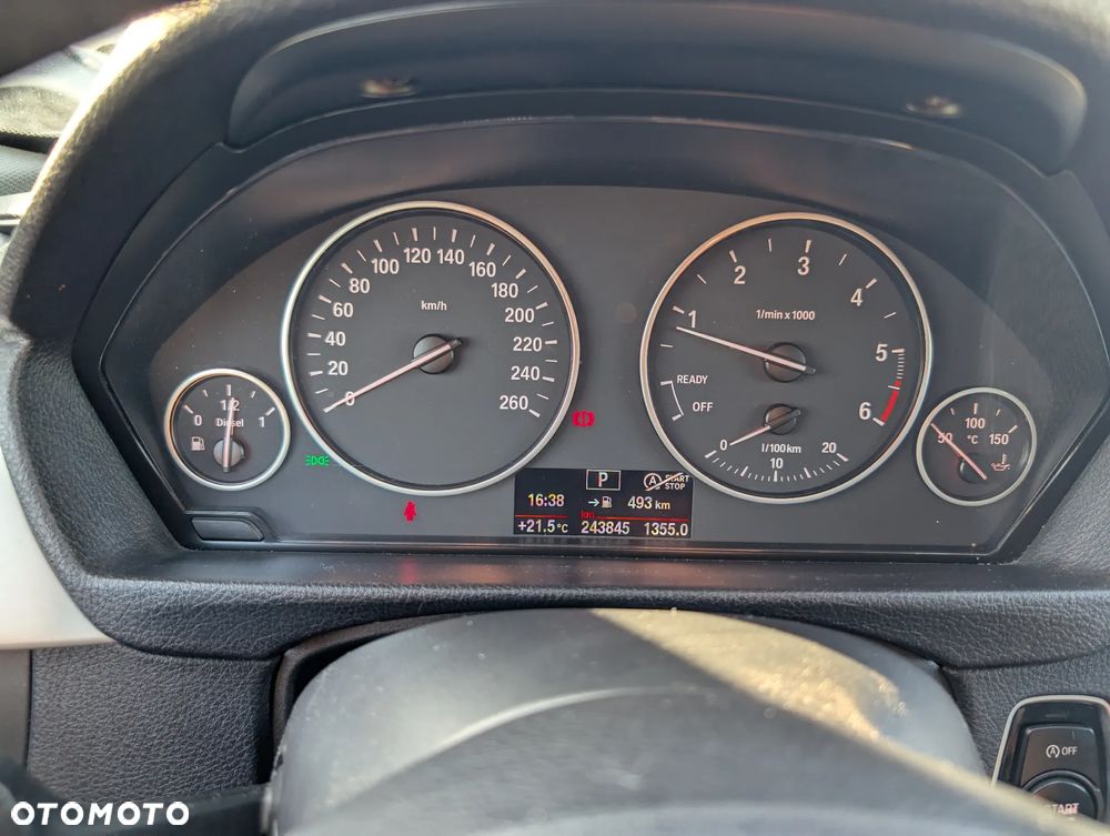 BMW Seria 3 318d - 14
