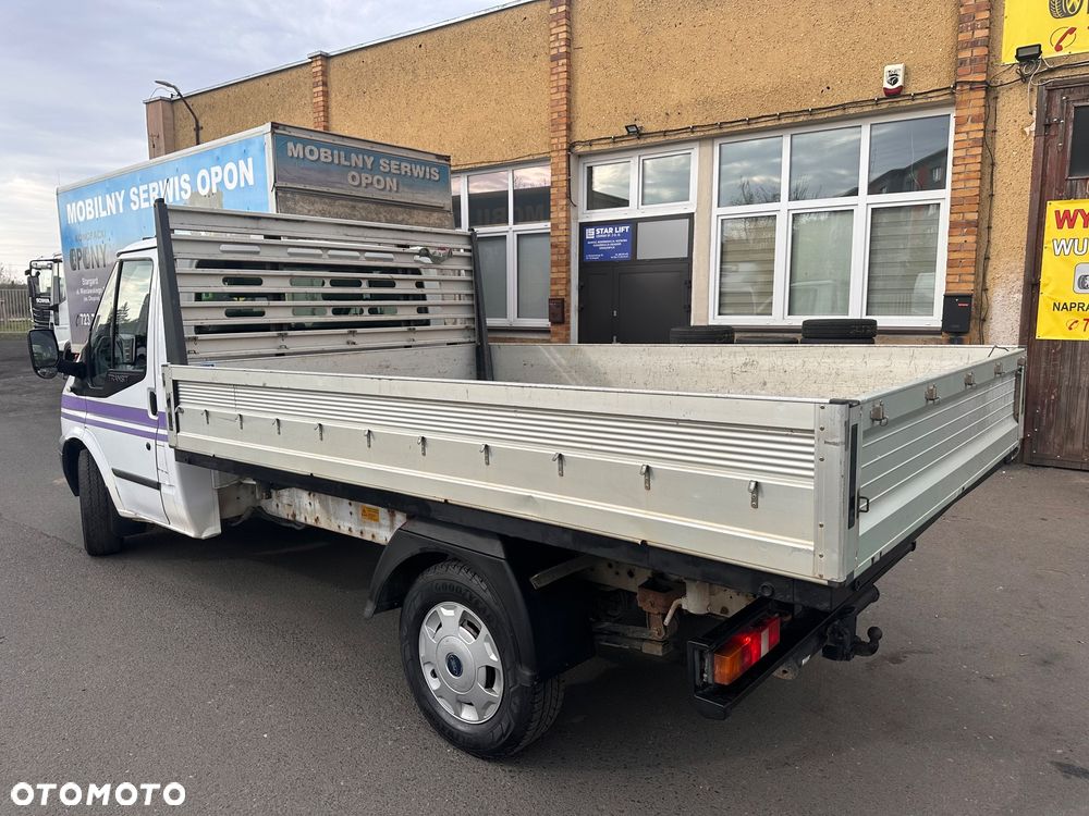 Ford Transit - 4