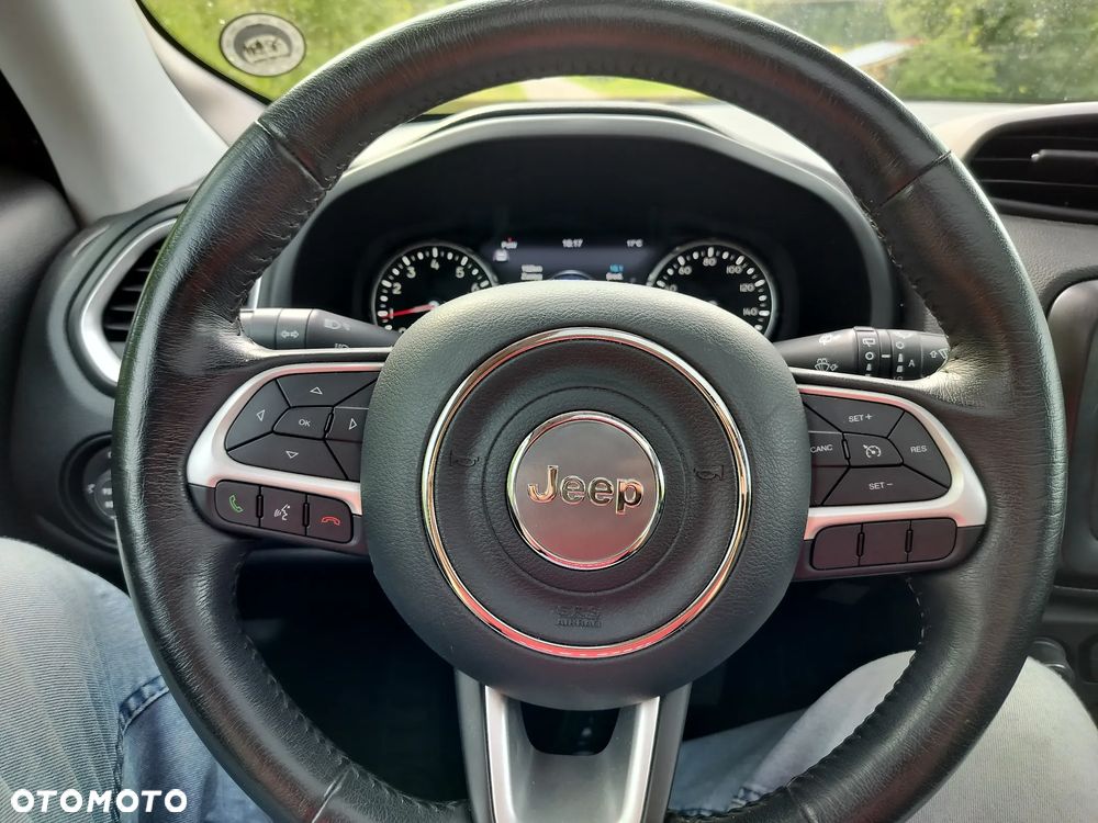 Jeep Renegade - 26