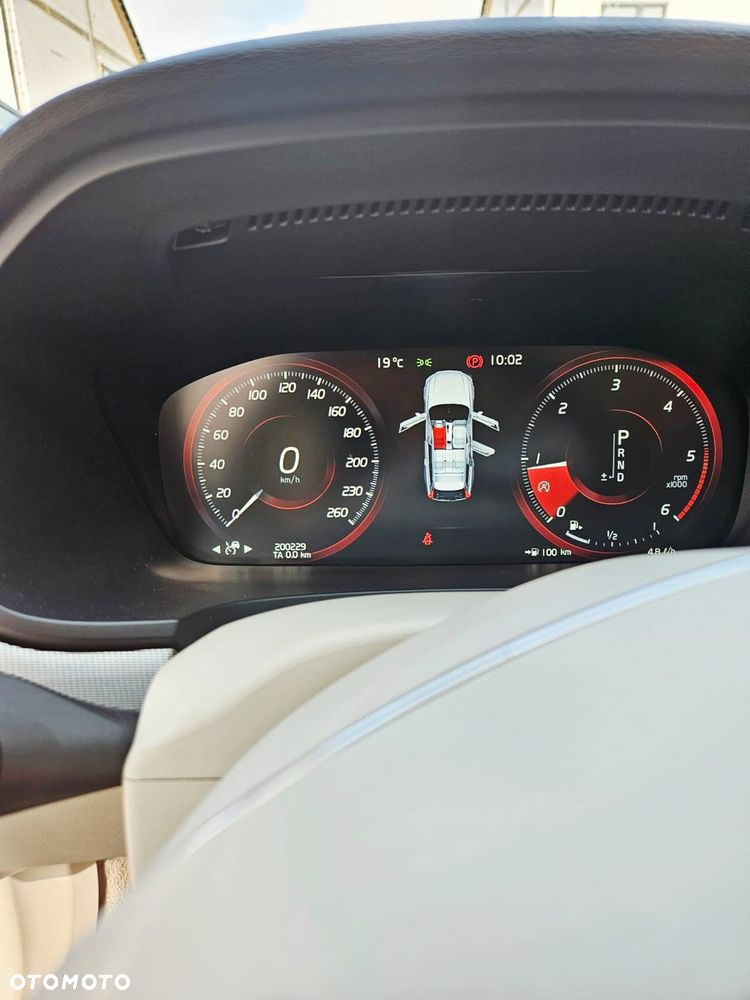Volvo V90 D4 AWD Inscription - 9