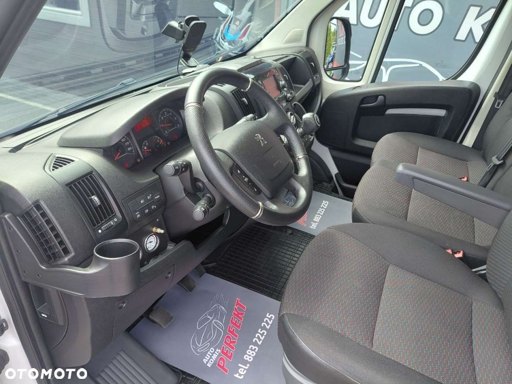 Peugeot BOXER - 21