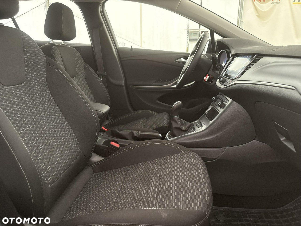 Opel Astra - 24