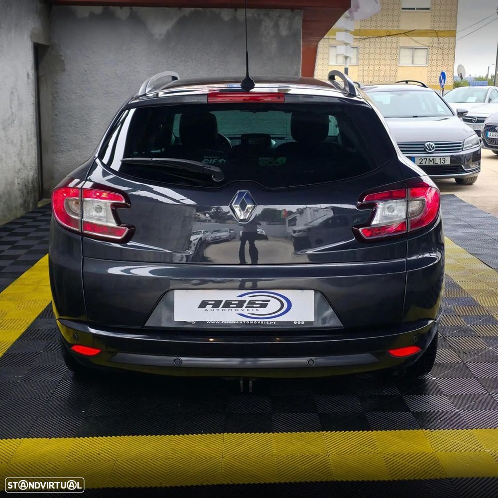 Renault Mégane Sport Tourer - 7