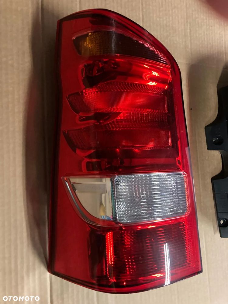 MERCEDES VITO W447 LAMPY TYŁ TYLNA LEWA TYLNA PRAWA EUROPA - 3