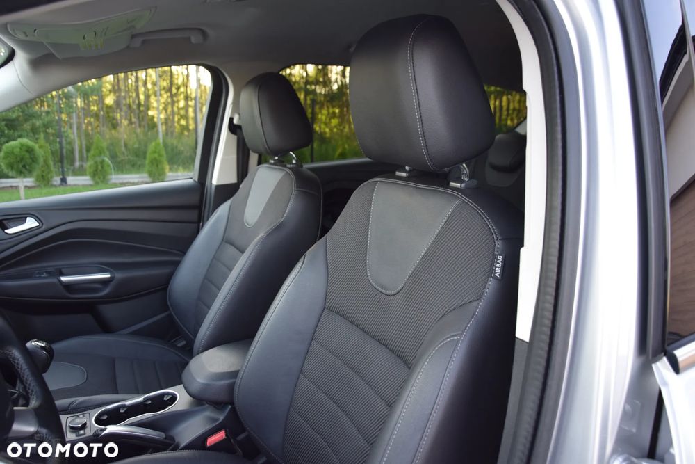 Ford Kuga 2.0 TDCi 4WD Titanium - 28
