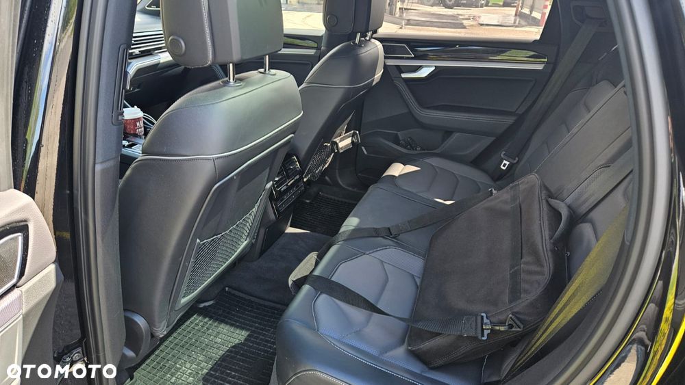 Volkswagen Touareg 3.0 V6 TDI 4Motion R-Line - 4