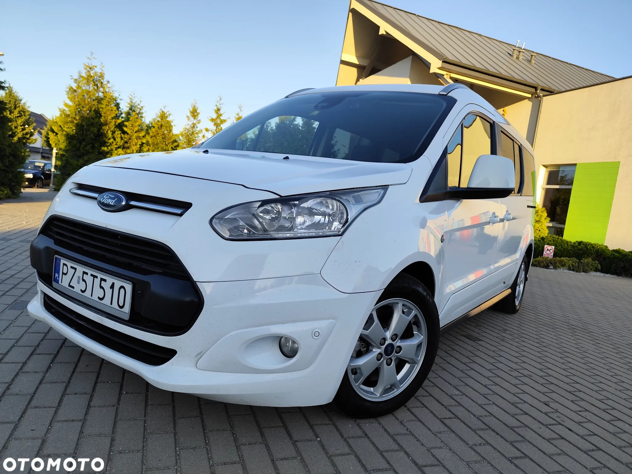 Ford Tourneo Connect Grand - 31