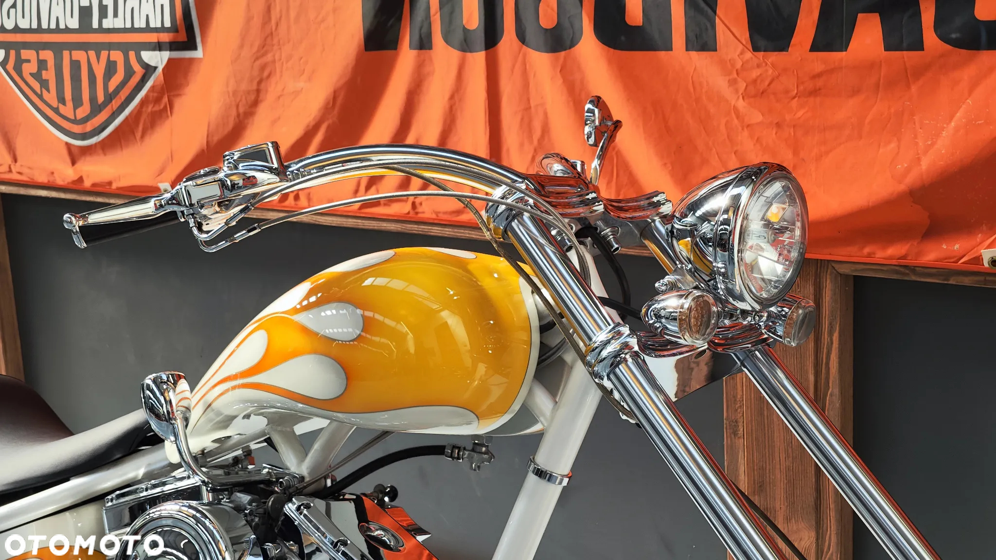 Harley-Davidson Softail - 24