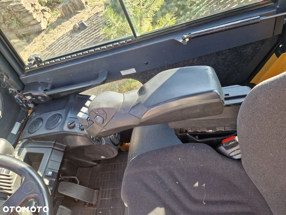 Caterpillar DP30NT - 12