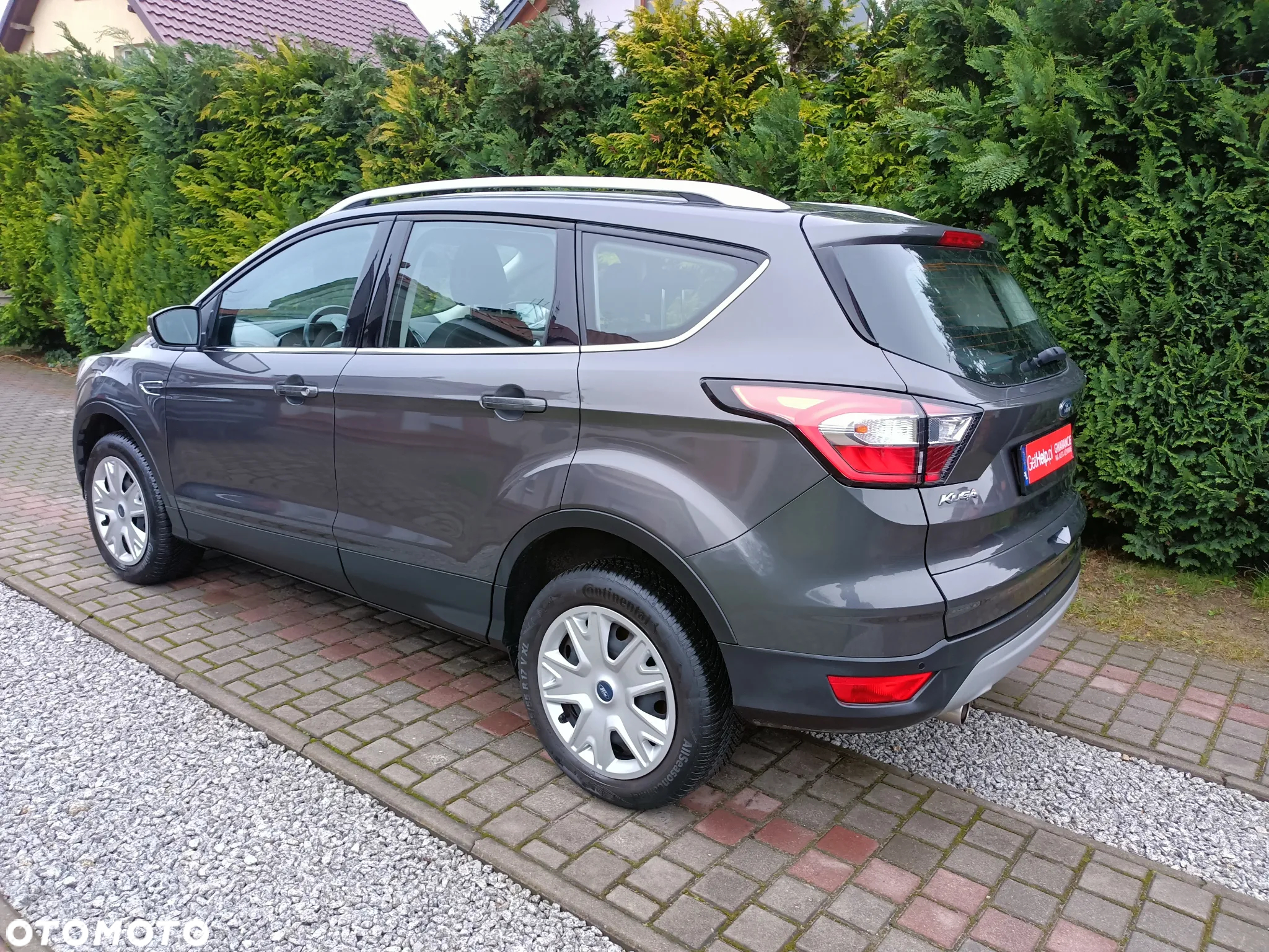 Ford Kuga - 4