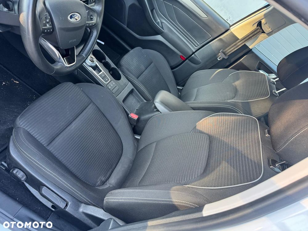 Ford Focus SW 1.5 EcoBlue S&S TITANIUM - 9