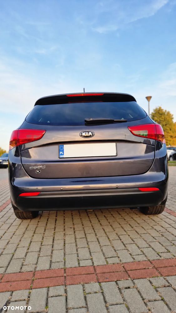 Kia Ceed - 7