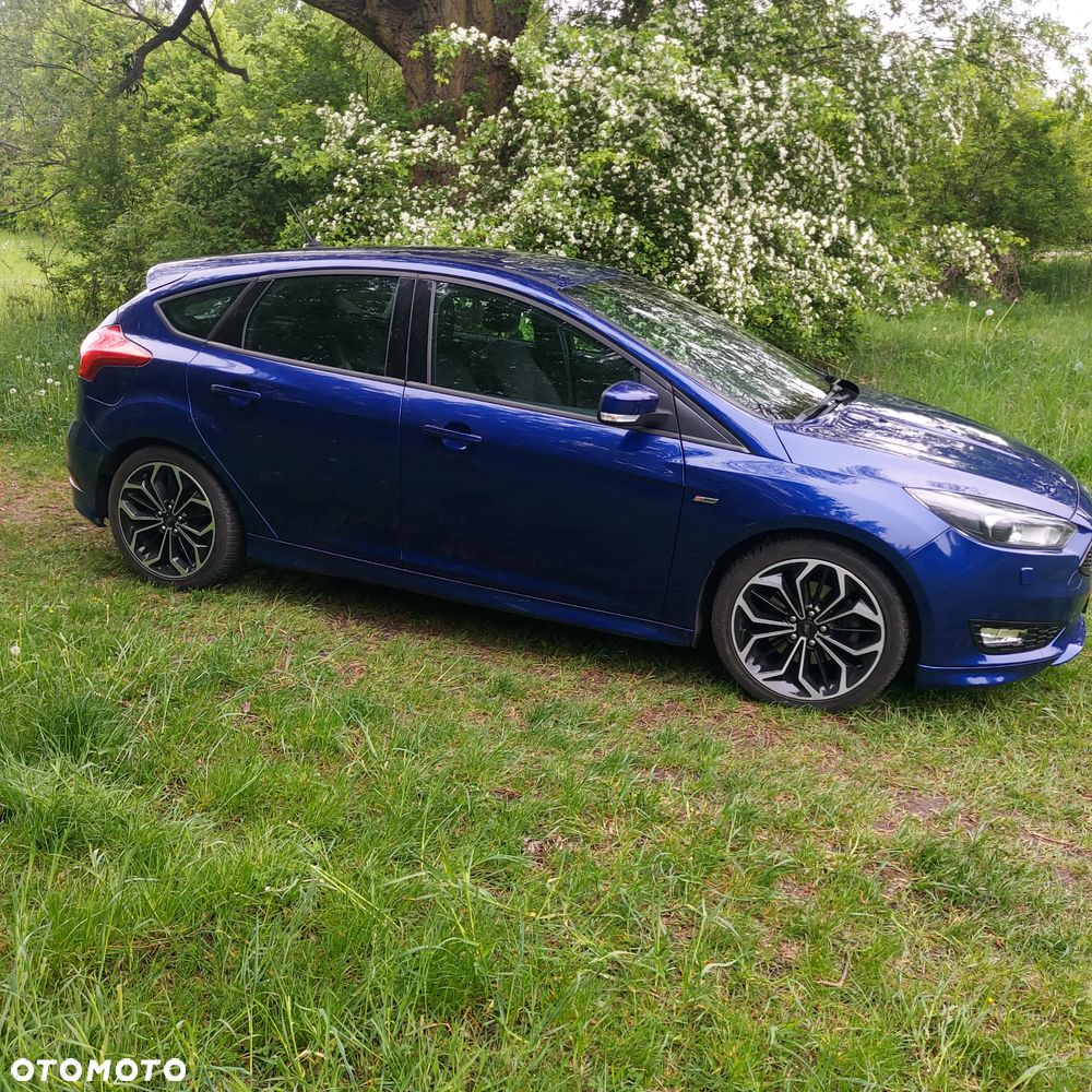 Ford Focus 2.0 TDCi ST - 17
