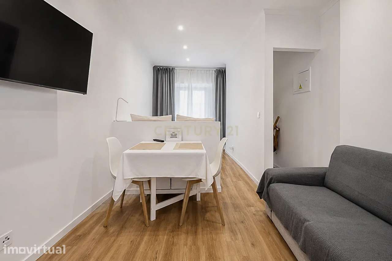 Apartamento T0 mobilado e equipado - Grande imagem: 4/15
