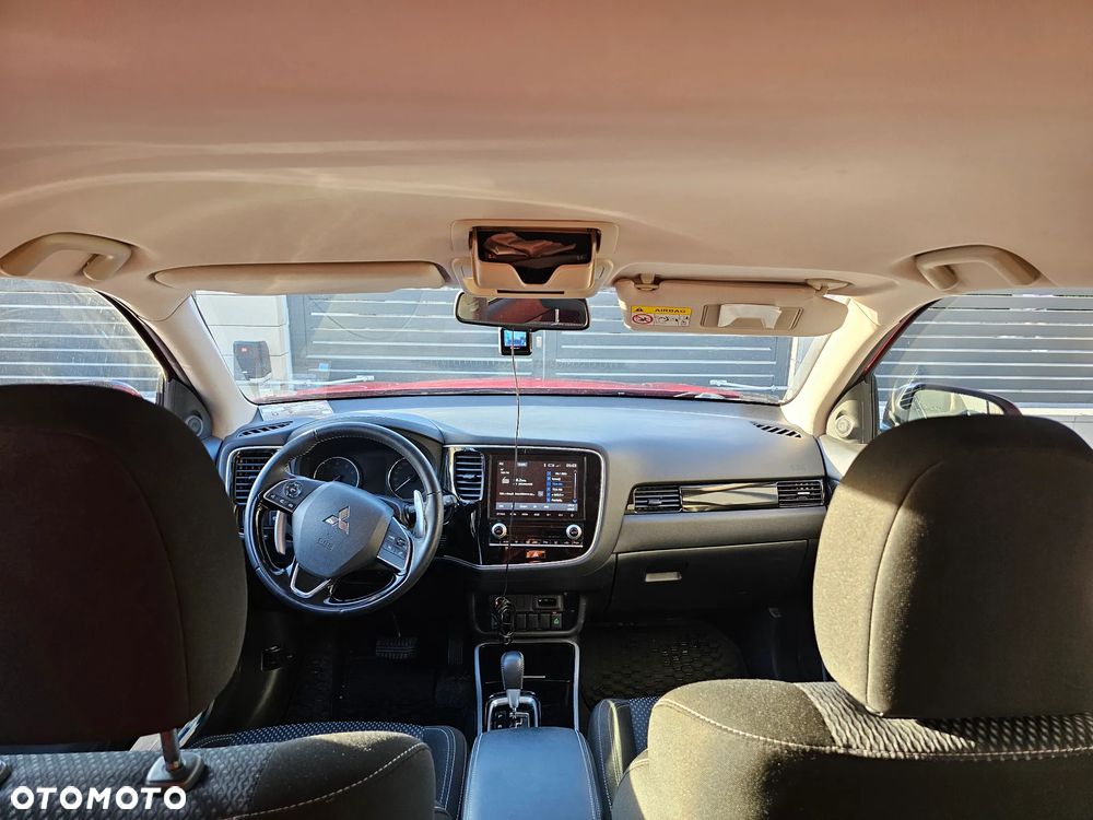 Mitsubishi Outlander 2.0 Intense Comfort 4WD CVT - 12