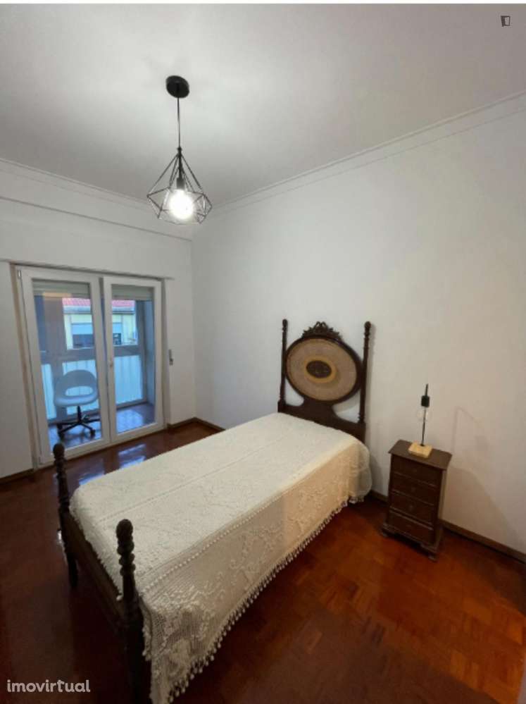 Quarto - localizado em Alvalade Lisbon - Grande imagem: 2/13