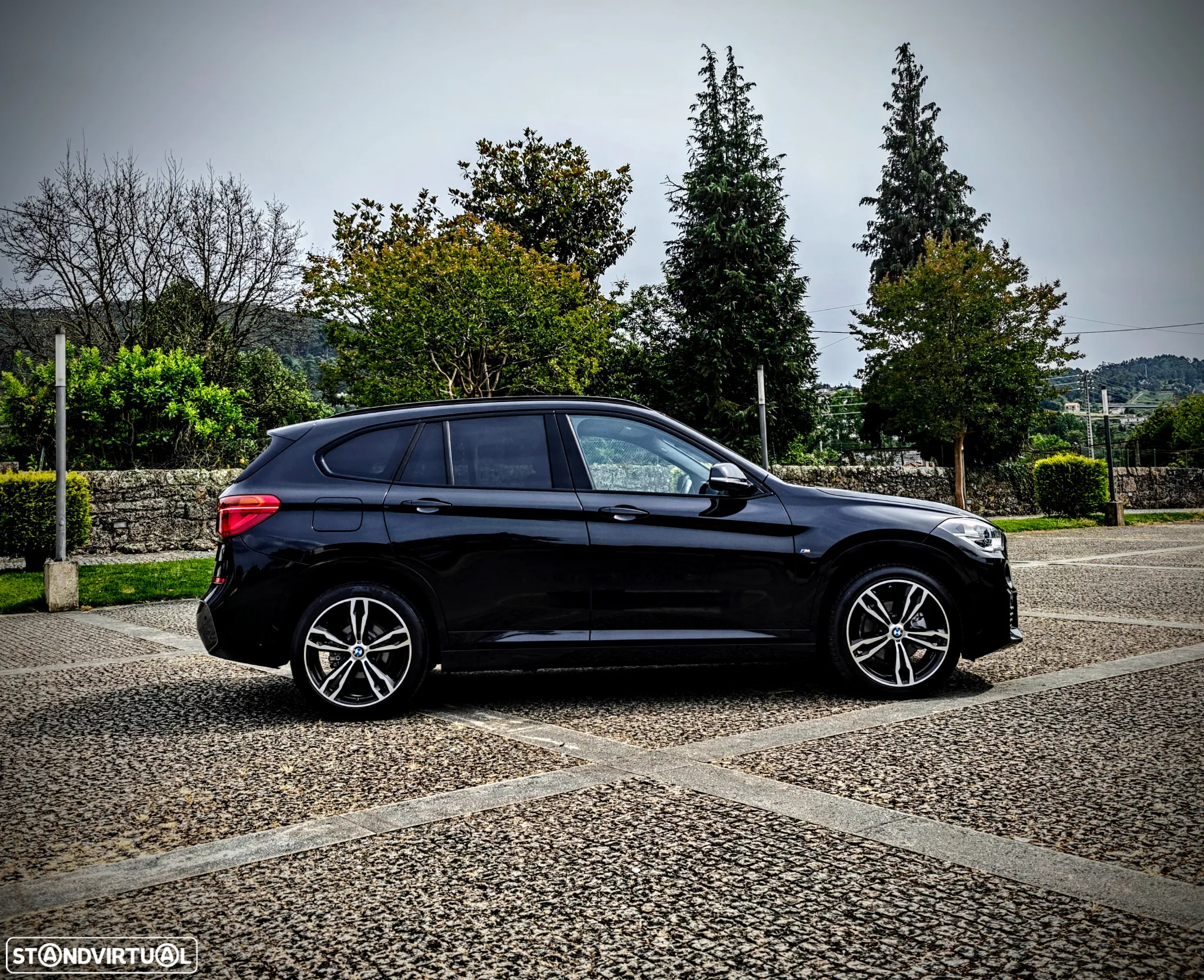BMW X1 20 d sDrive Line Pack M - 24