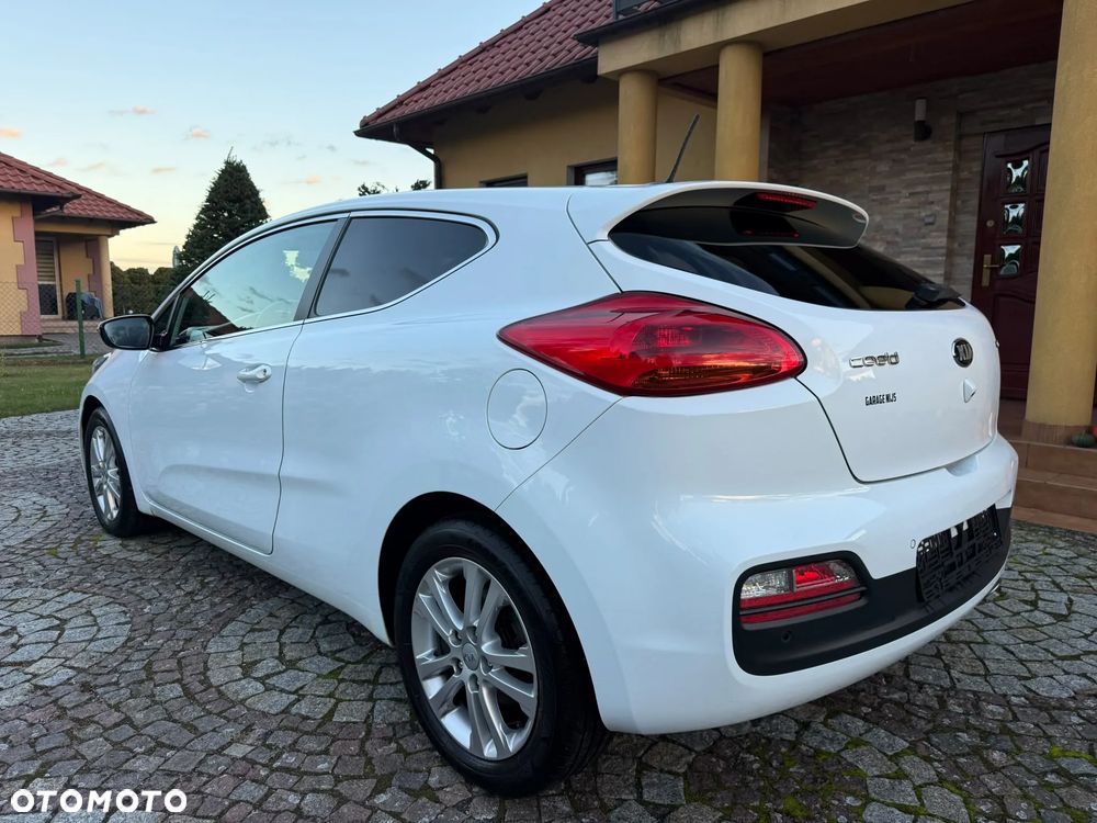 Kia ProCeed 1.6 crdi XL - 8