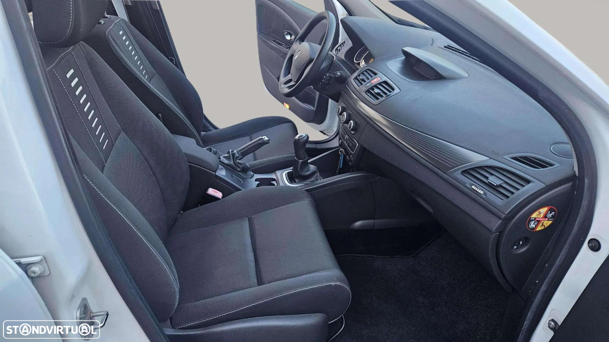 Renault Mégane 1.5 dCi Dynamique - 13
