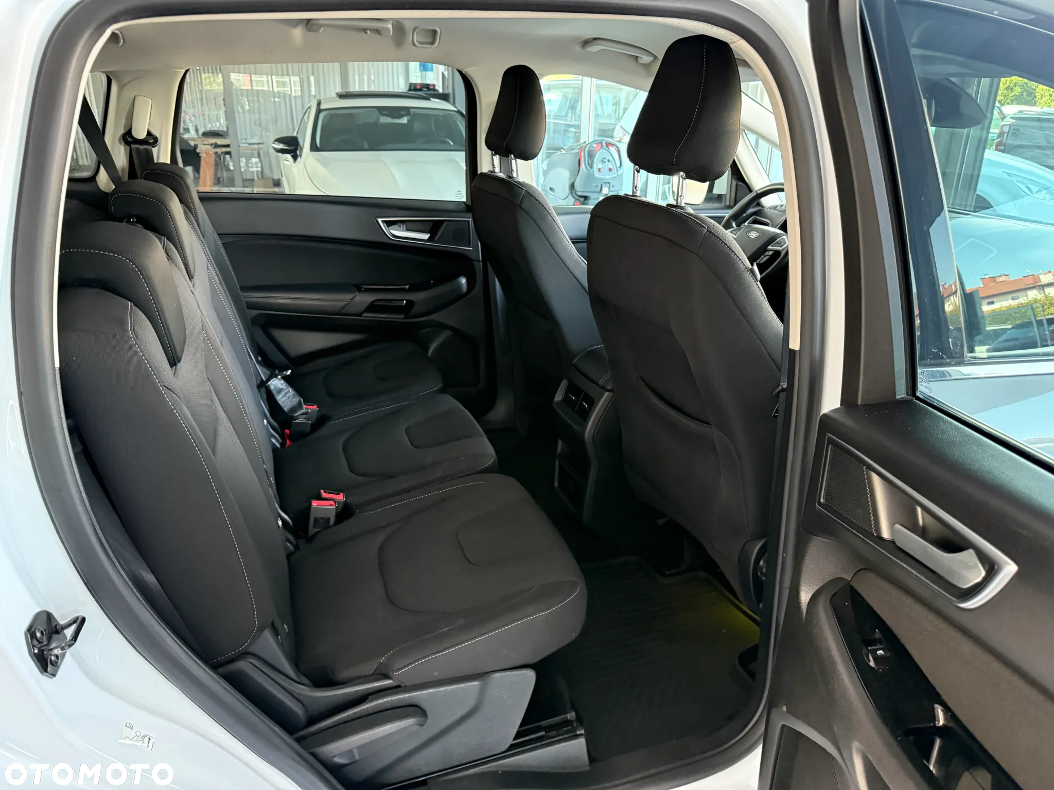 Ford S-Max 2.0 EcoBlue Titanium - 31