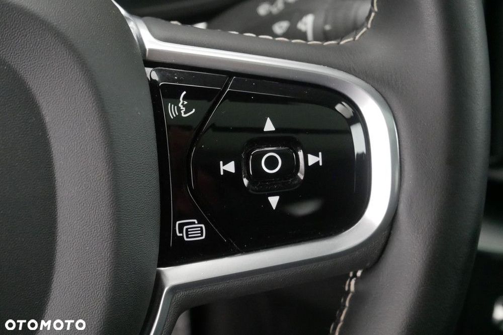 Volvo XC 60 - 28