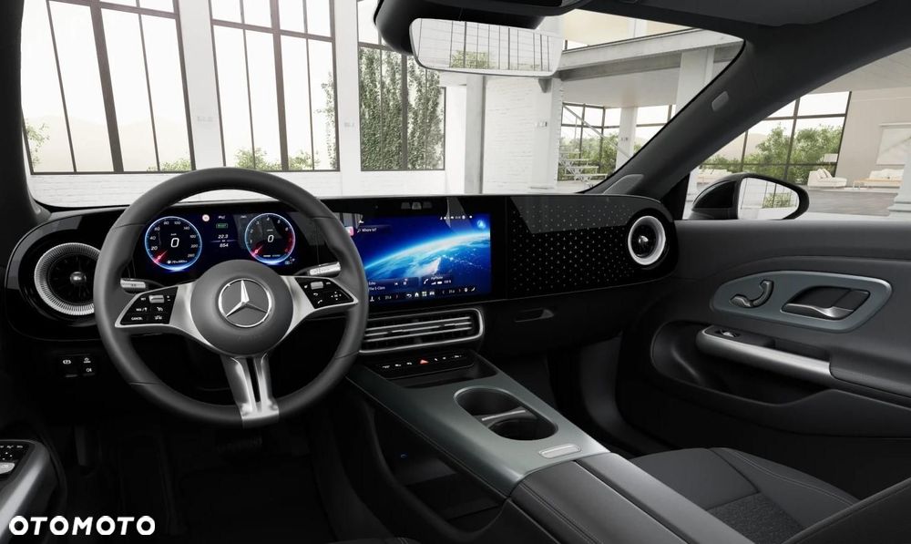 Mercedes-Benz CLA - 4