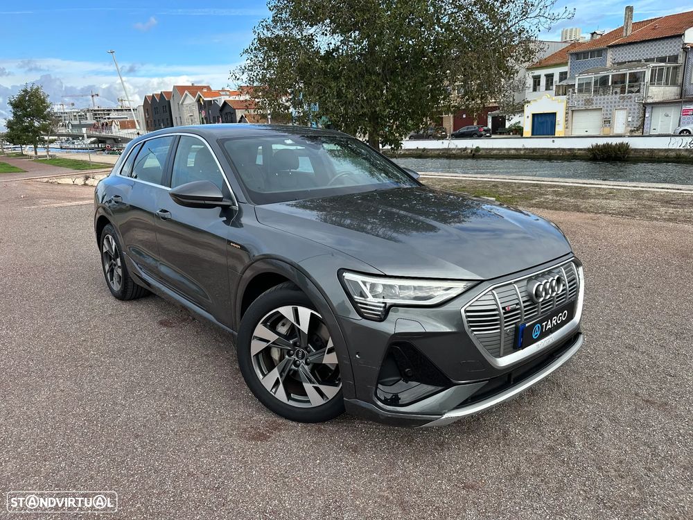 Audi e-tron - 51