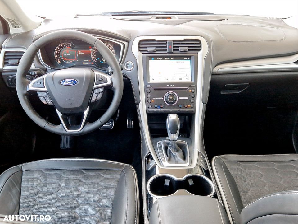 Ford Mondeo - 14