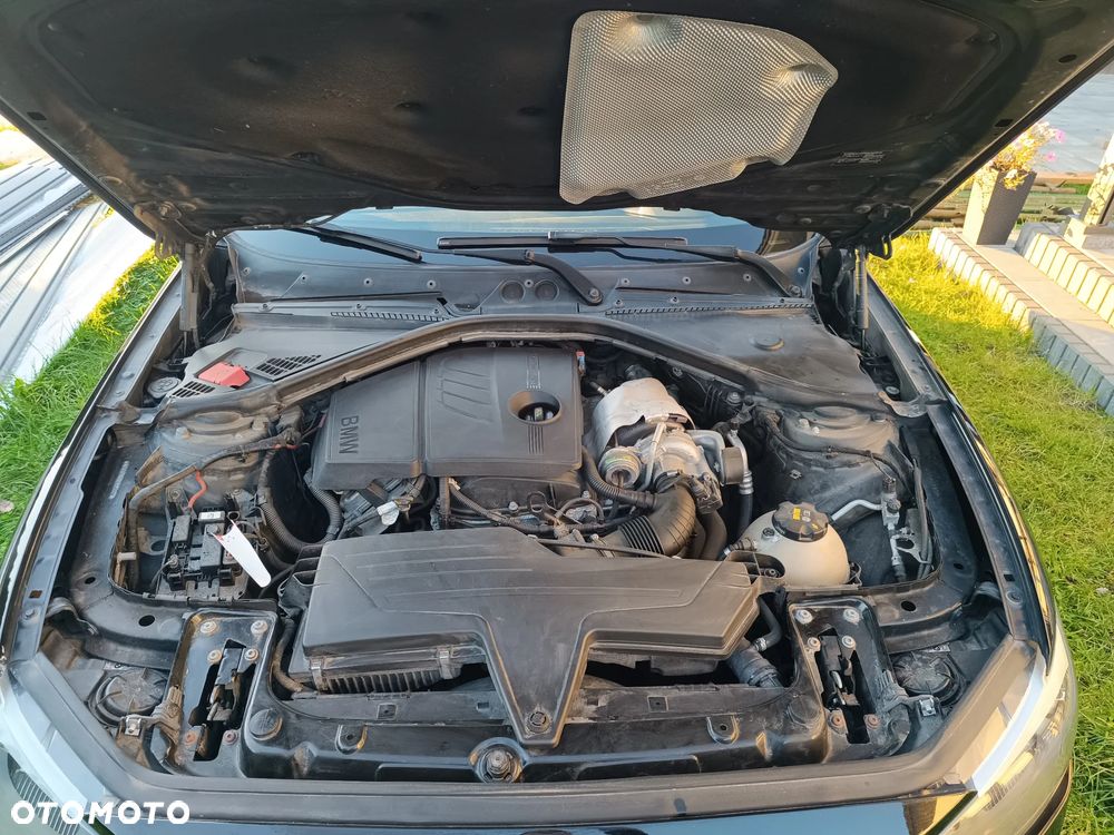 BMW Seria 1 116i - 19
