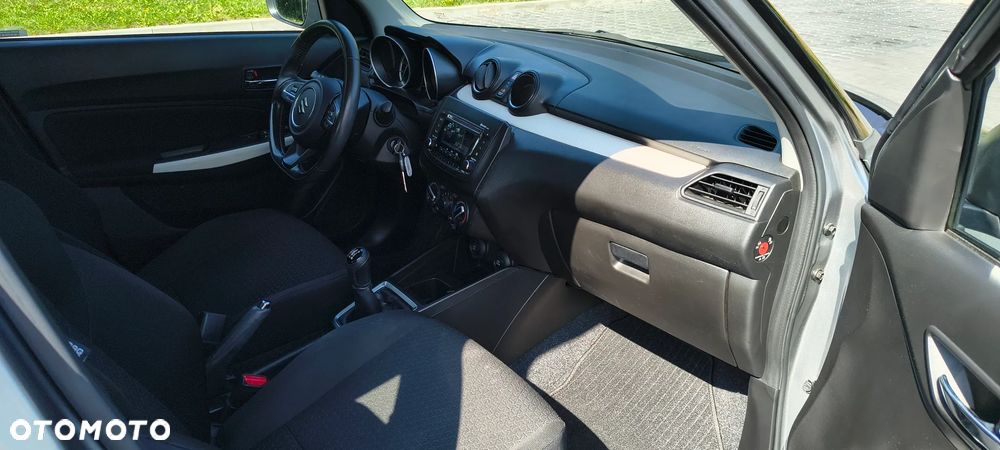 Suzuki Swift 1.2 Dualjet SHVS Premium - 15