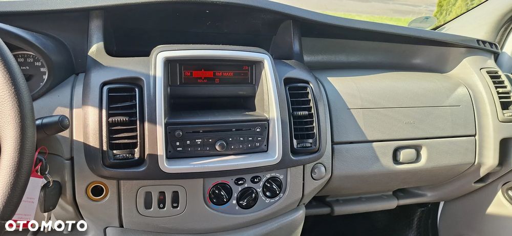 Opel vivaro - 6