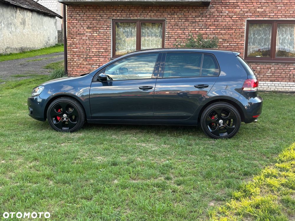 Volkswagen Golf 2.0 TDI Highline - 4