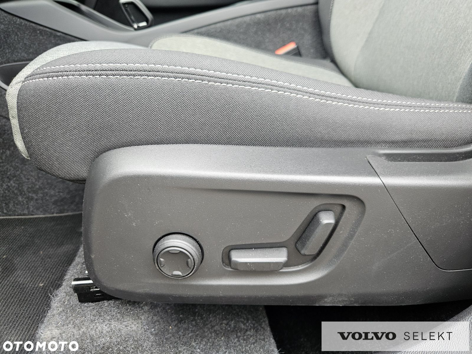 Volvo XC 40 - 12