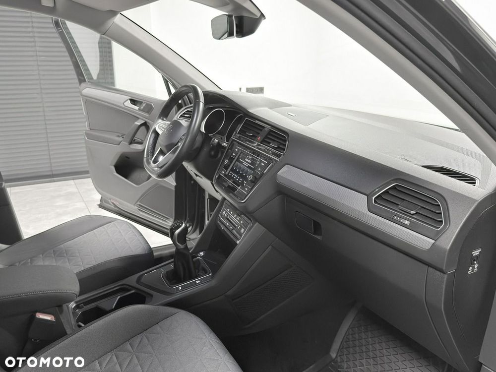 Volkswagen Tiguan 1.5 TSI EVO Life - 28