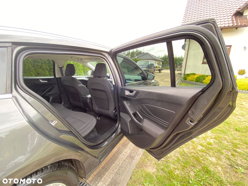 Ford Focus 1.5 EcoBlue Start-Stopp-System COOL&CONNECT - 30