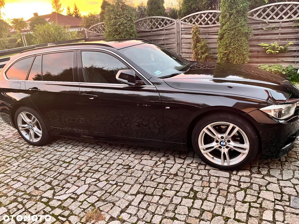 BMW Seria 3 320d xDrive M Sport - 2