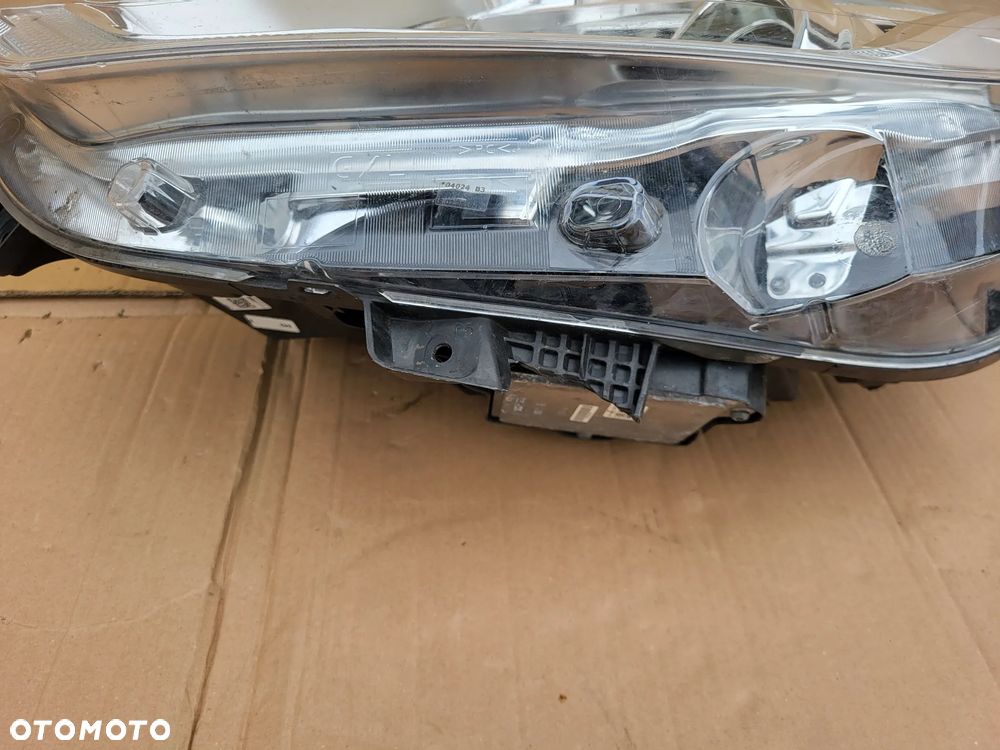 LAMPA LEWY PRZOD FORD S MAX MK2 EM2B-13W030-JH - 10