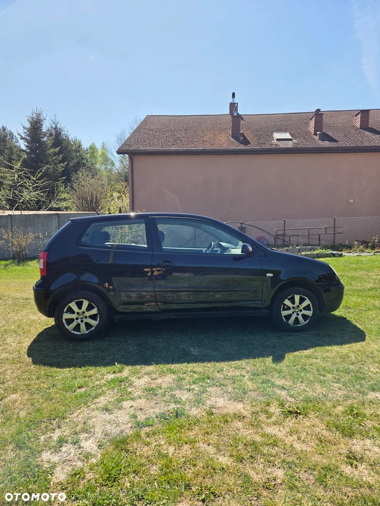 Volkswagen Polo 1.4 FSI Comfortline - 6