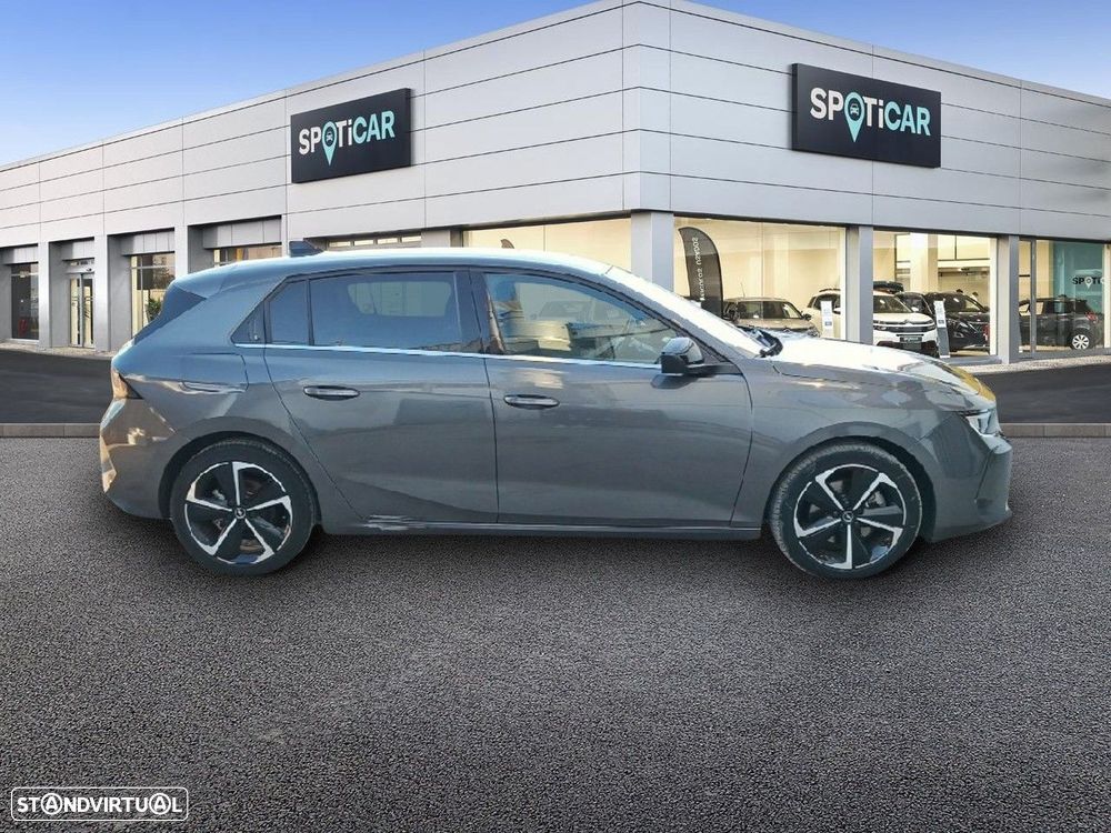 Opel Astra 1.5 D Elegance Aut. - 4