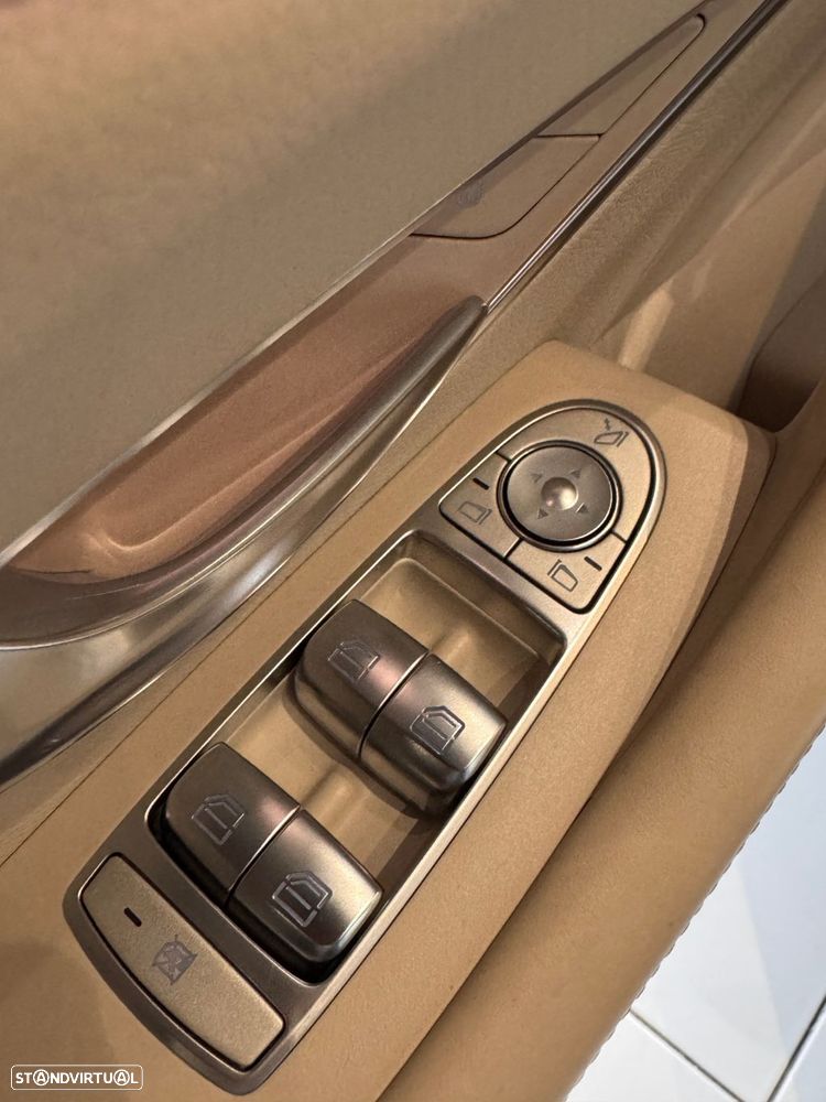 Mercedes-Benz E 53 AMG 4Matic+ - 19