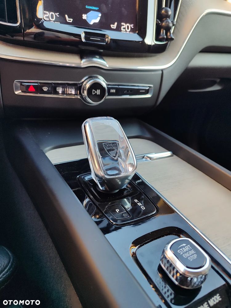 Volvo XC 60 B5 B AWD Inscription - 9