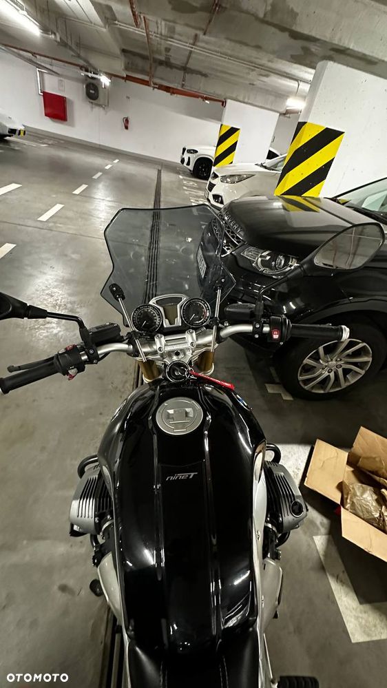 BMW R - 15