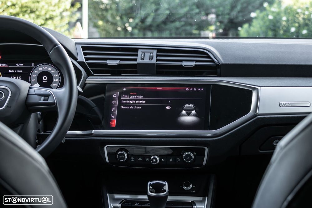 Audi Q3 Sportback 45 TFSIe S tronic - 42