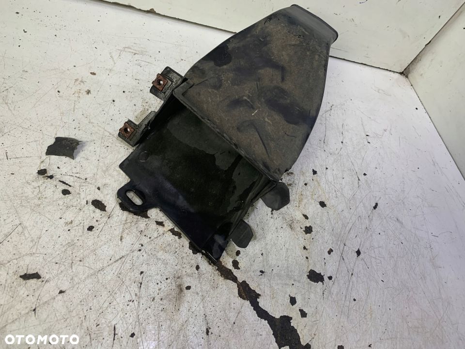 WLOT POWIETRZA HAMULCA PRZÓD LEWY 8150763 BMW E38 - 3