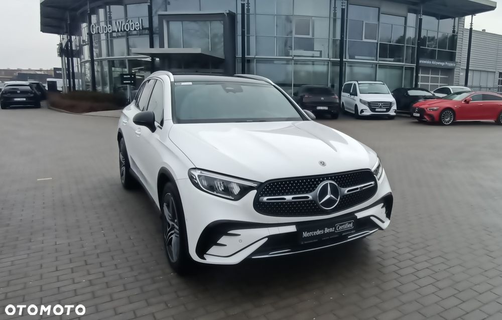 Mercedes-Benz GLC - 1