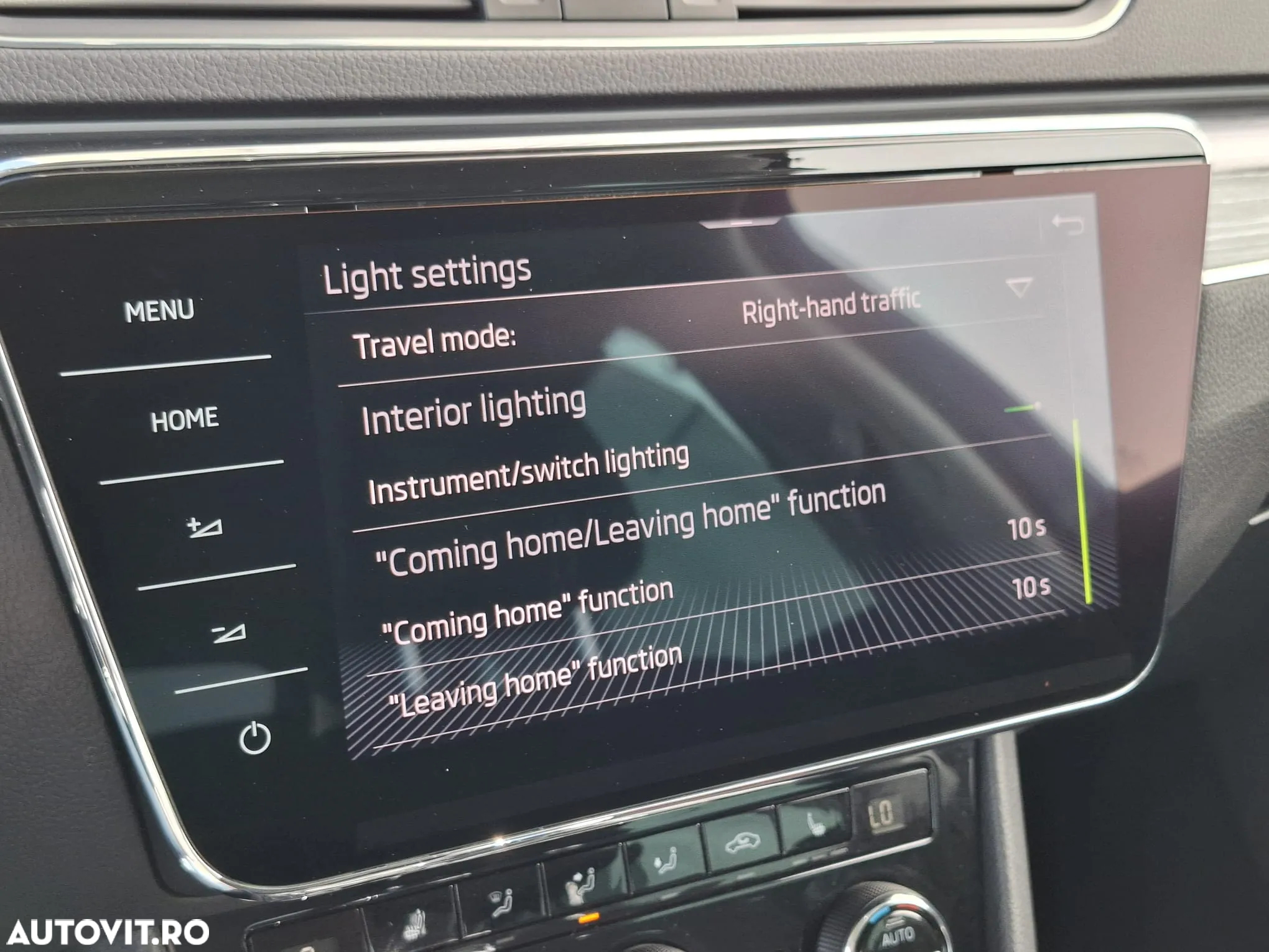 Skoda Superb 2.0 TDI DSG Style - 36