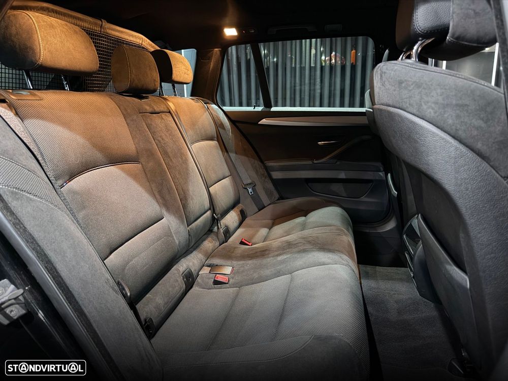 BMW 525 d Pack M - 37