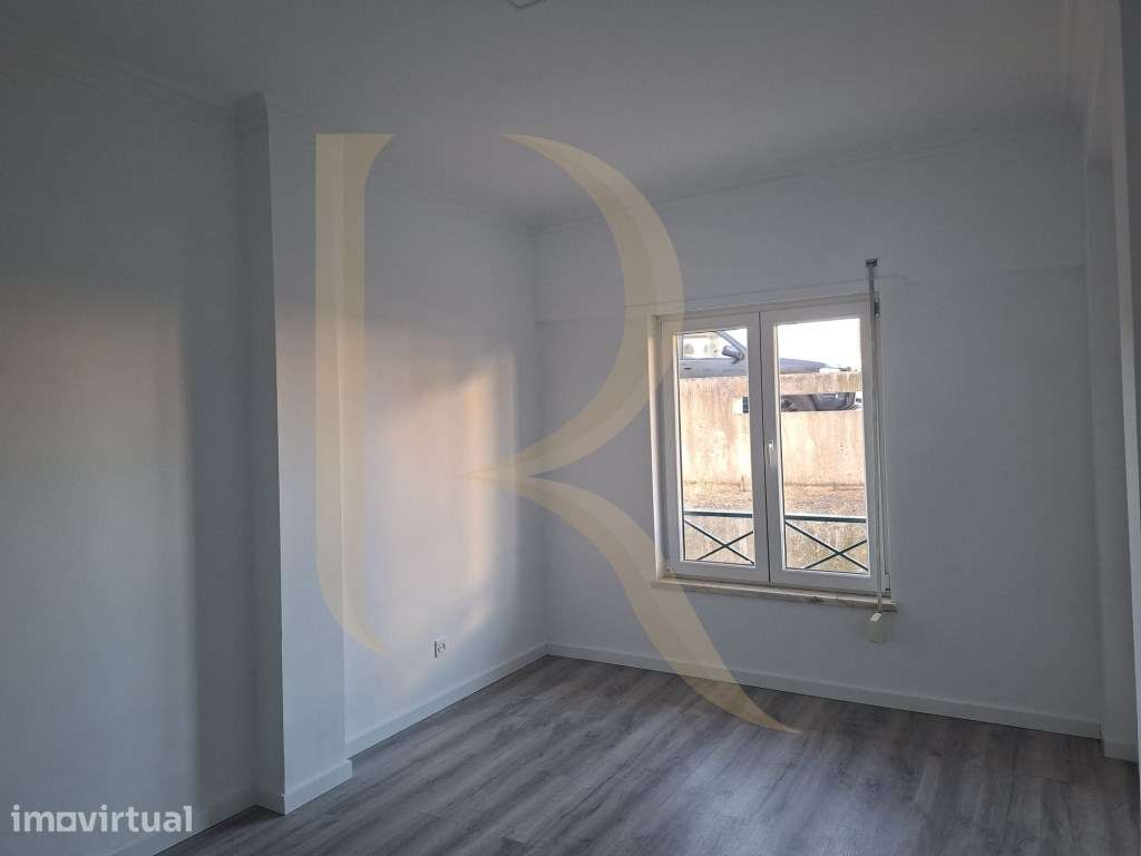 Apartamento T3 em rés -do-chão na Quinta do Conde - Grande imagem: 5/16